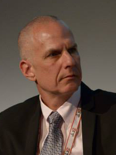 ארז שניאורסון